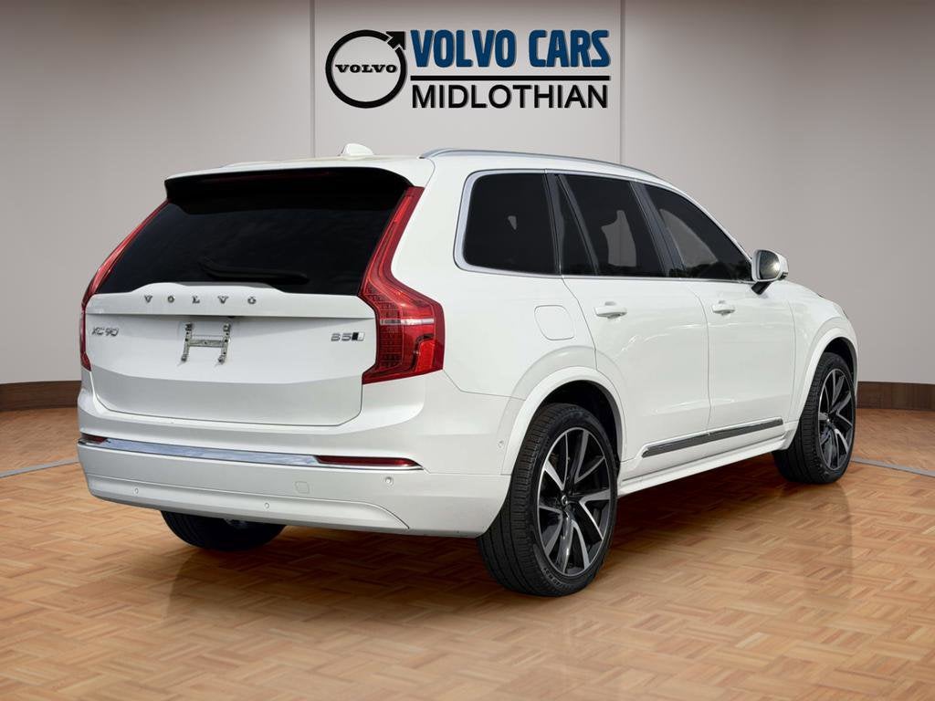 2023 Volvo XC90 B5 Plus