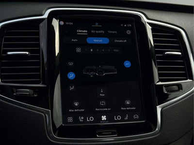 2023 Volvo XC90 B5 Plus