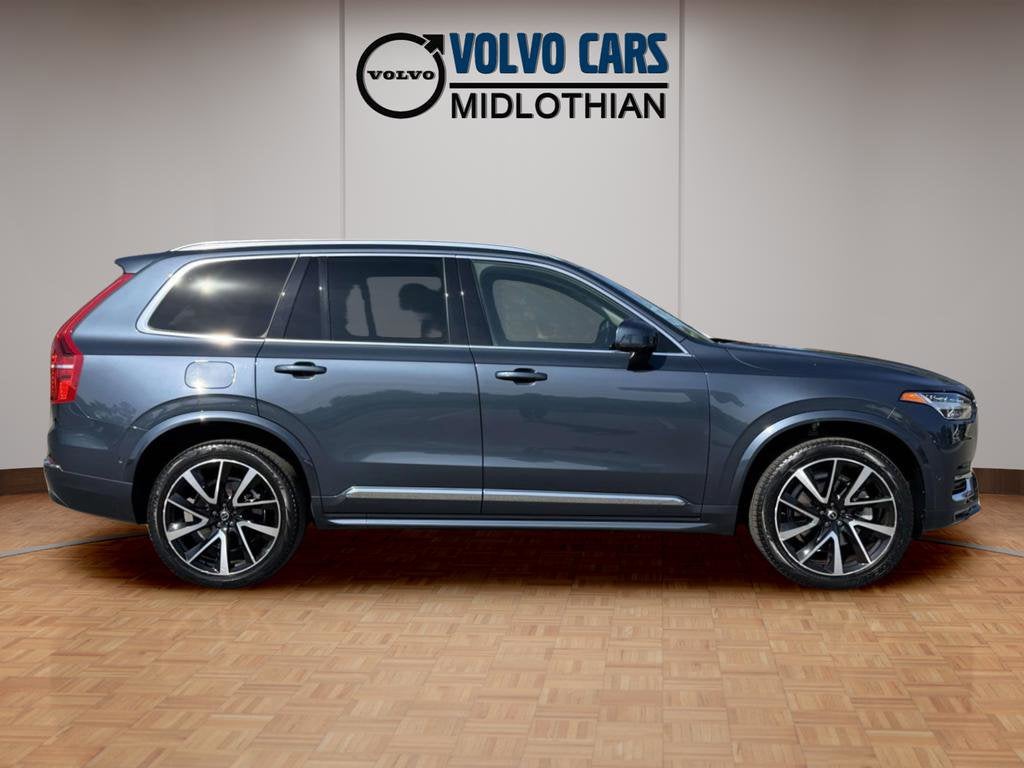 2023 Volvo XC90 B5 Plus
