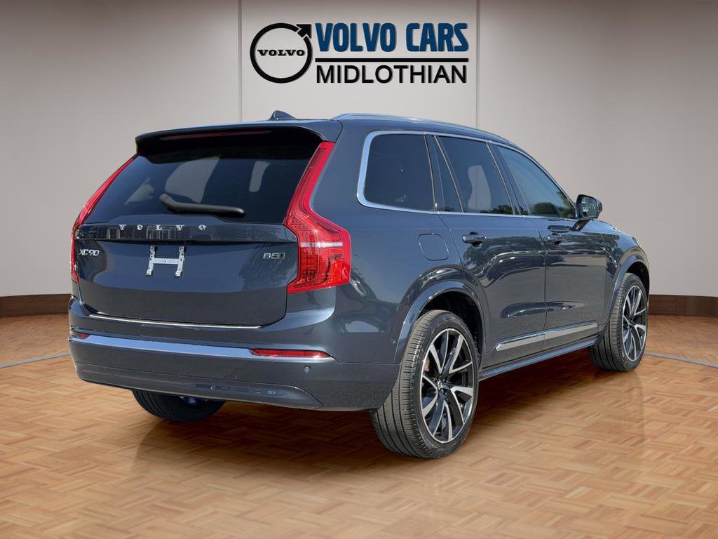 2023 Volvo XC90 B5 Plus