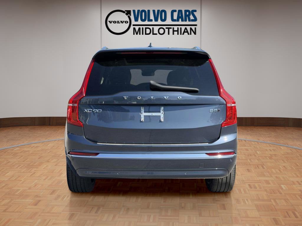 2023 Volvo XC90 B5 Plus