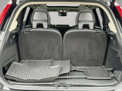 2023 Volvo XC90 B5 Plus