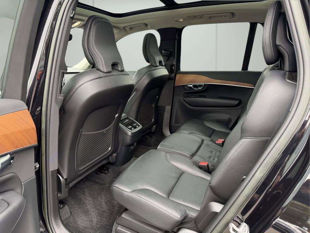 2023 Volvo XC90 B5 Plus