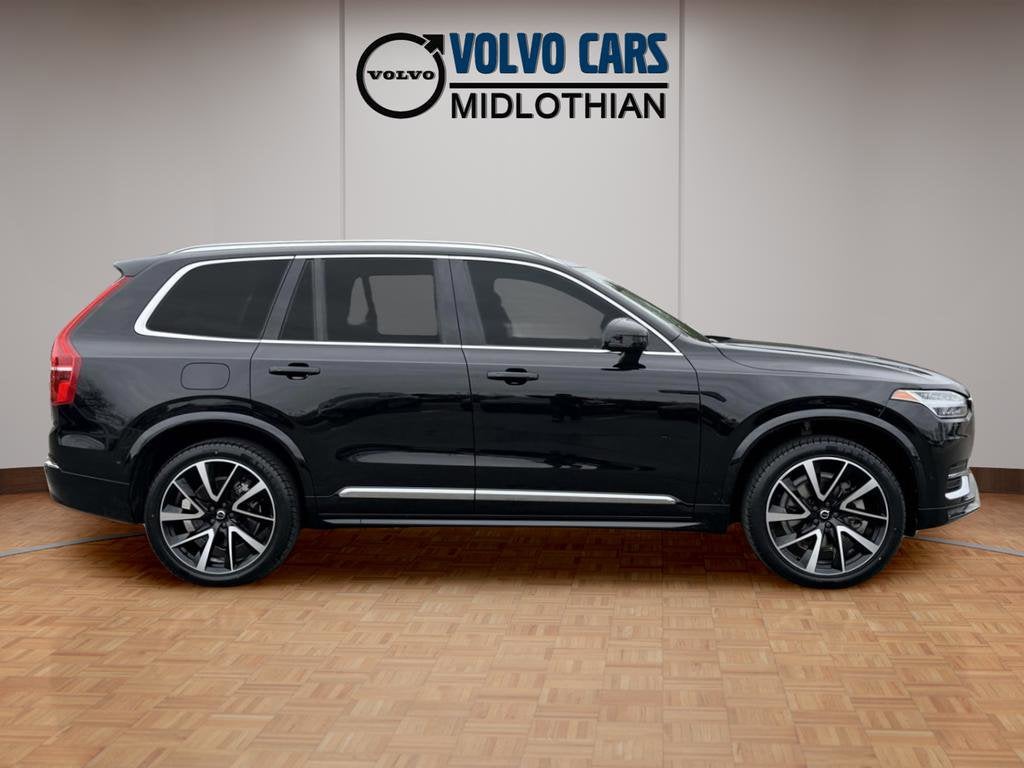 2023 Volvo XC90 B5 Plus
