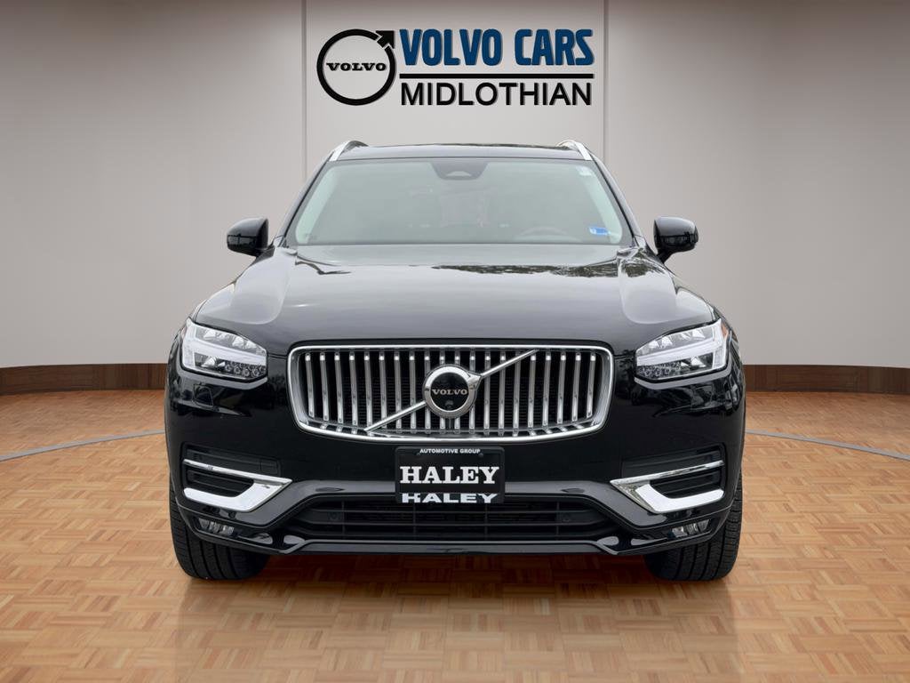 2023 Volvo XC90 B5 Plus
