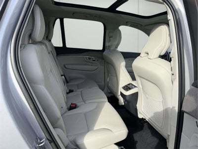 2023 Volvo XC90 B5 Plus