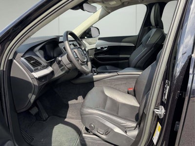 2023 Volvo XC90 B5 Core