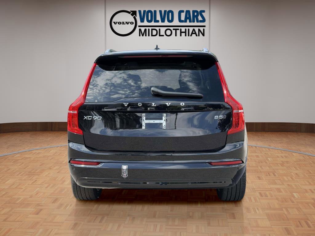 2023 Volvo XC90 B5 Core