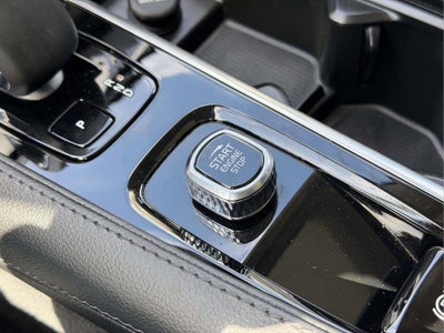 2023 Volvo XC90 B5 Core