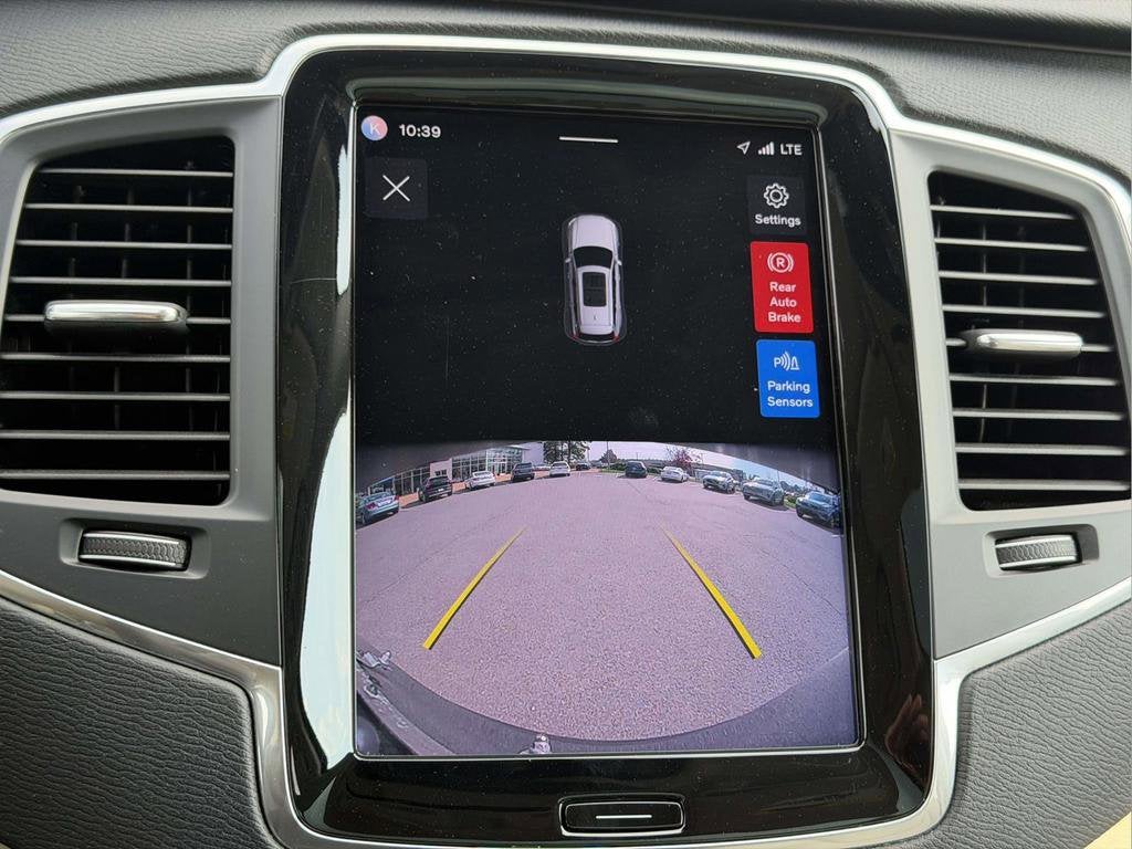 2023 Volvo XC90 B5 Core