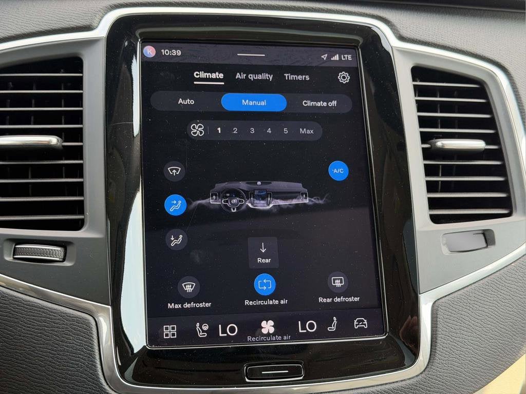 2023 Volvo XC90 B5 Core