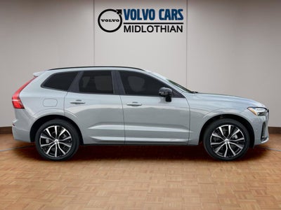 2024 Volvo XC60 B5 Plus Dark Theme