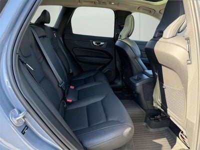 2024 Volvo XC60 B5 Plus Dark Theme