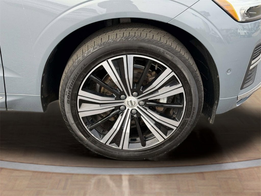 2023 Volvo XC60 B5 Plus Bright Theme