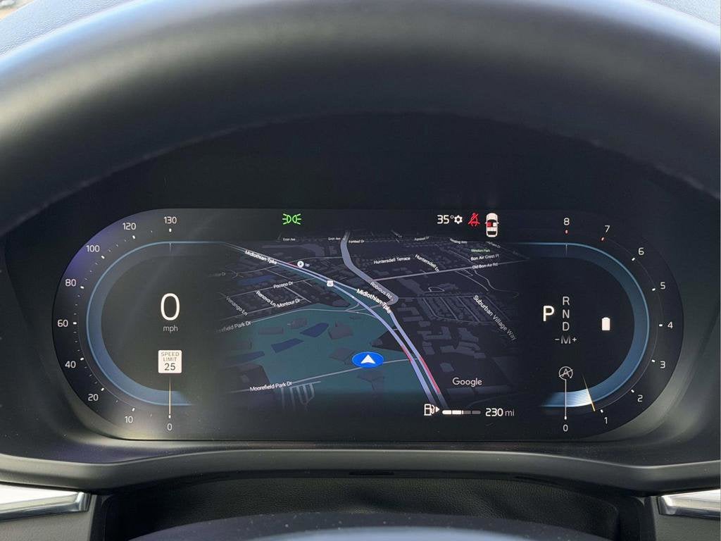 2023 Volvo XC60 B5 Plus Bright Theme