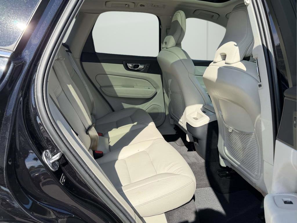 2023 Volvo XC60 B5 Core