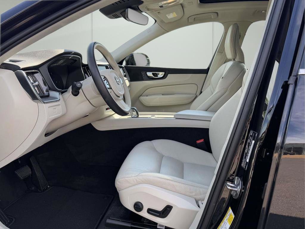 2023 Volvo XC60 B5 Core