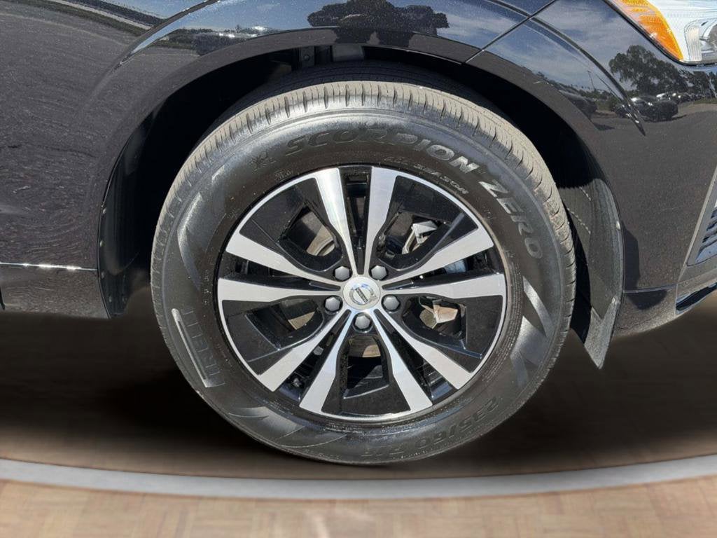 2023 Volvo XC60 B5 Core