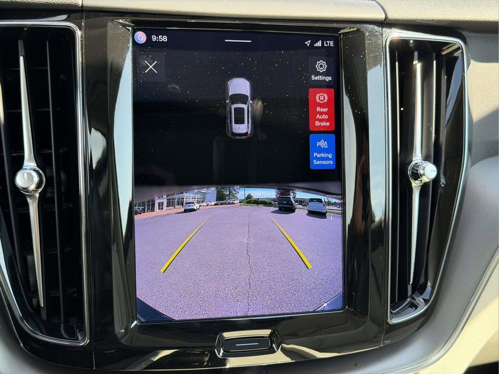 2023 Volvo XC60 B5 Core