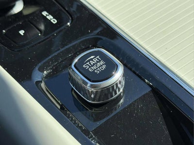 2023 Volvo XC60 B5 Core