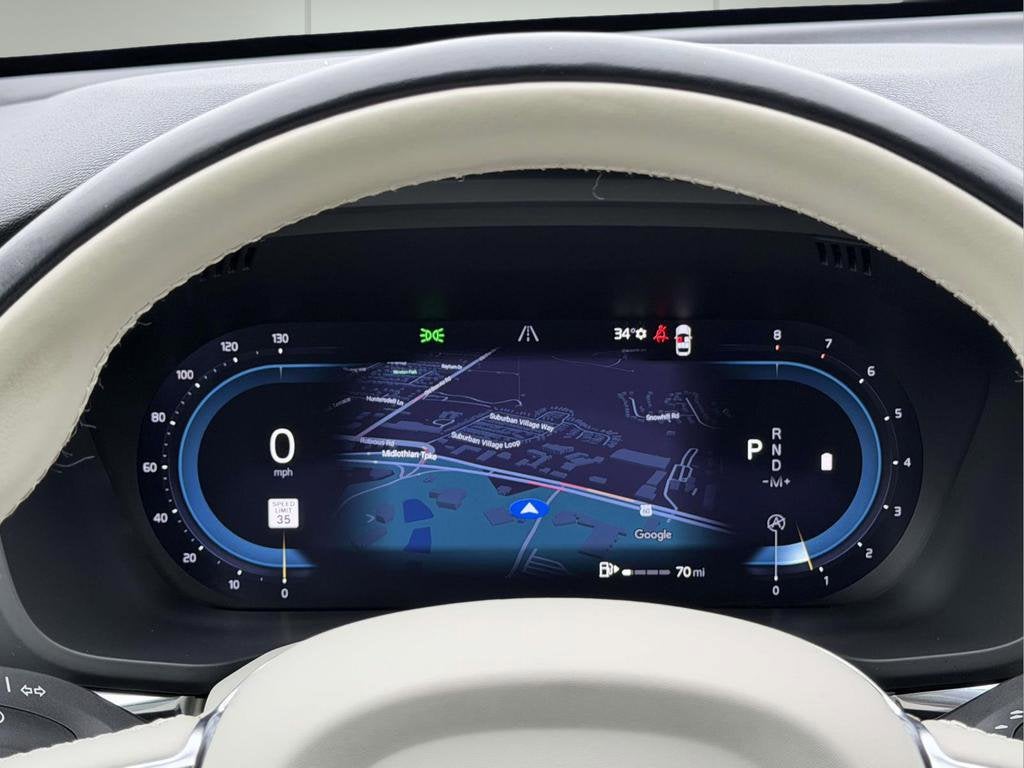 2023 Volvo XC60 B5 Plus Dark Theme