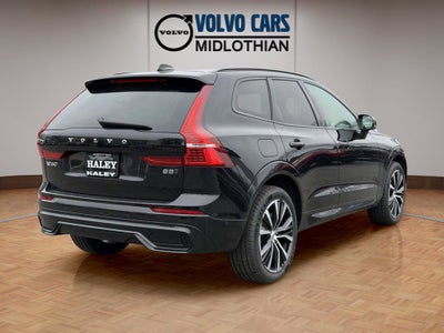 2023 Volvo XC60 B5 Plus Dark Theme