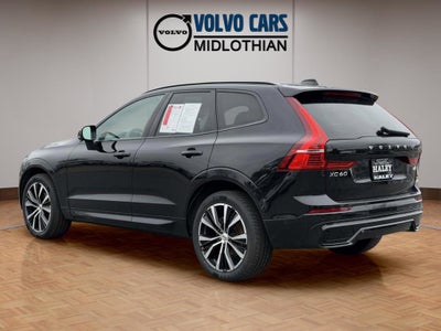 2023 Volvo XC60 B5 Plus Dark Theme