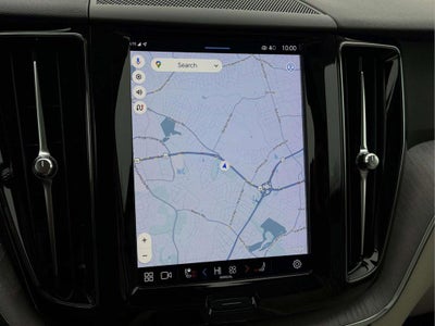 2023 Volvo XC60 B5 Plus Dark Theme