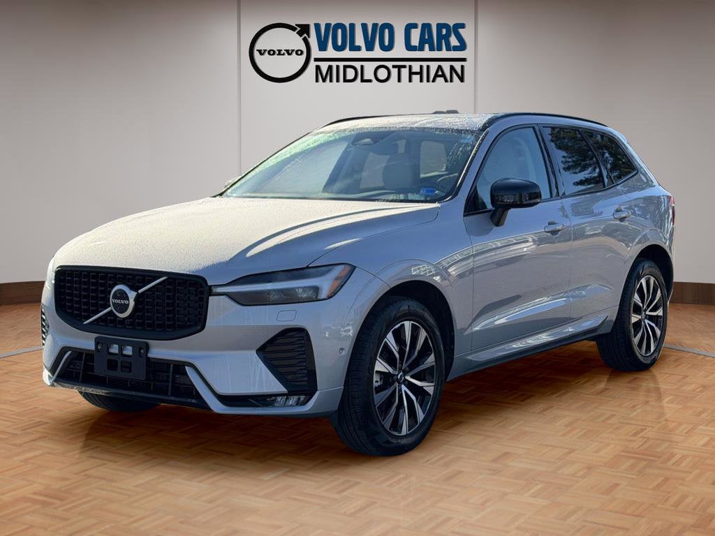 2023 Volvo XC60 B5 Plus Dark Theme