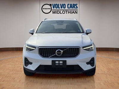 2023 Volvo XC40 B5 Plus Bright Theme