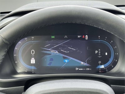 2023 Volvo XC40 B5 Plus Bright Theme