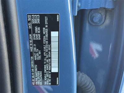 2023 Volvo XC40 B5 Plus Bright Theme