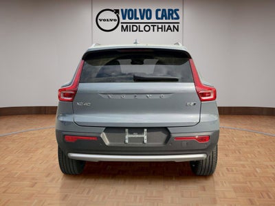 2023 Volvo XC40 B5 Plus Bright Theme