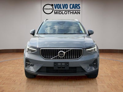 2023 Volvo XC40 B5 Plus Bright Theme