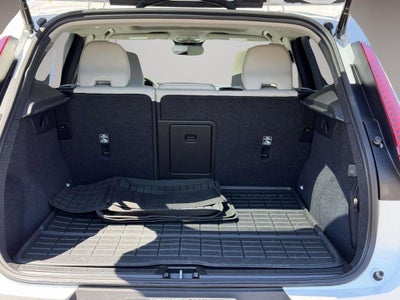 2023 Volvo XC40 B5 Plus Dark Theme