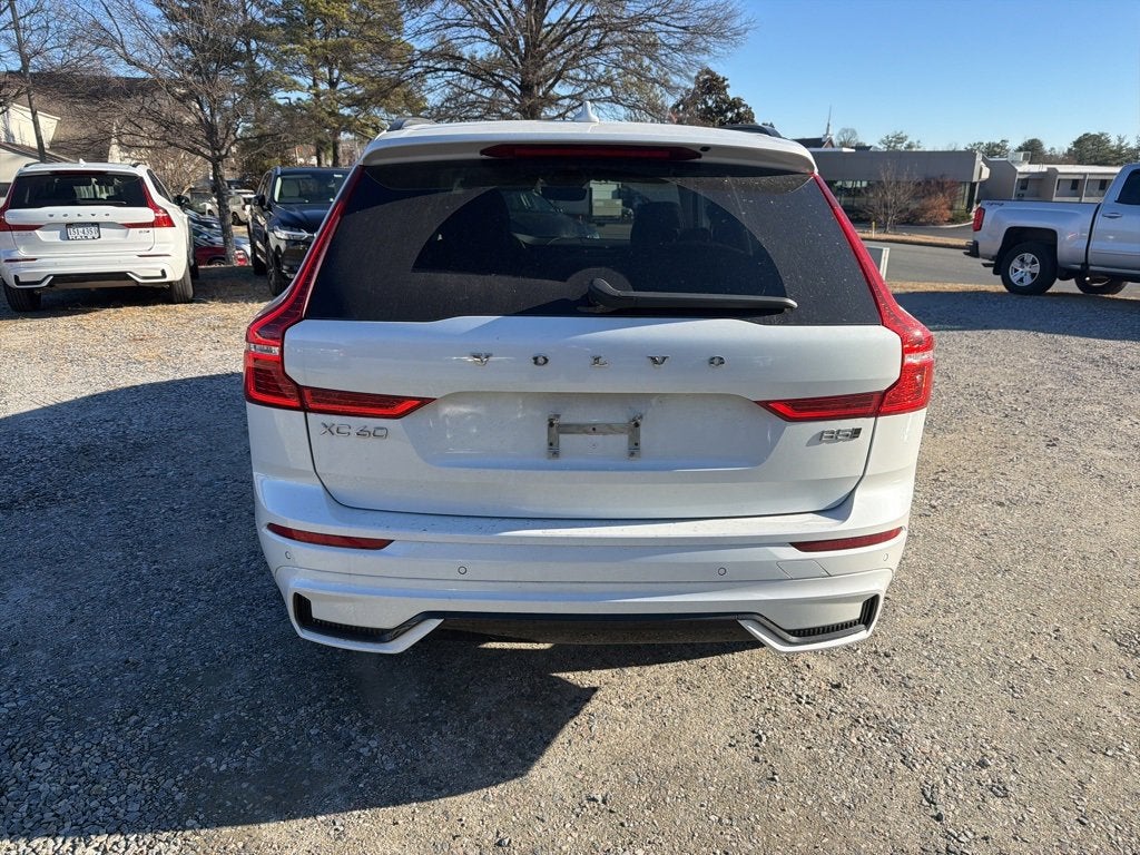 2025 Volvo XC60 B5 Plus