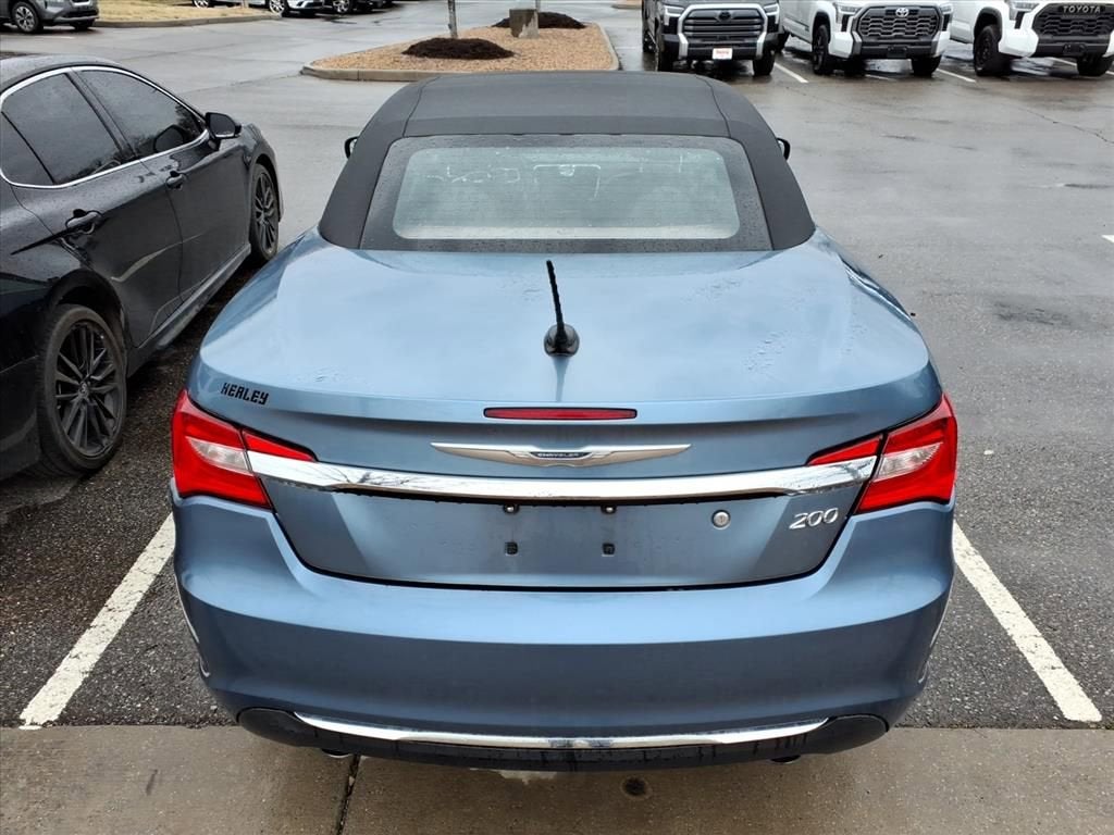 2011 Chrysler 200 Touring