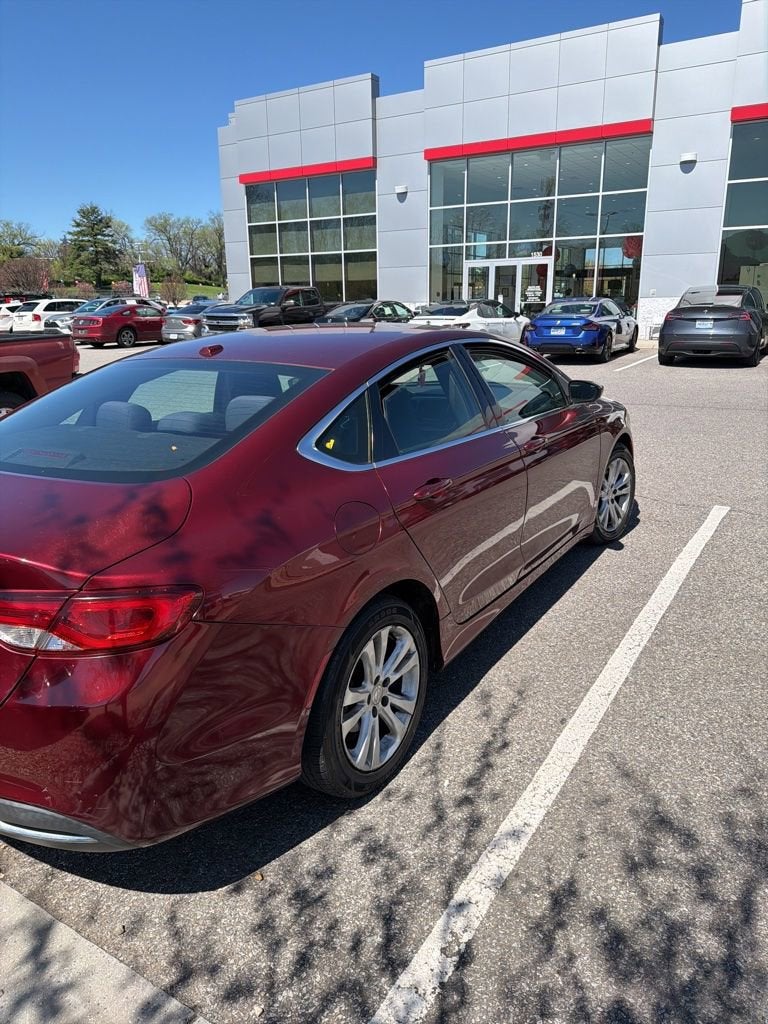 2015 Chrysler 200 Limited