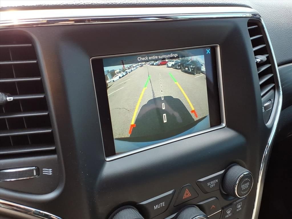 2020 Jeep Grand Cherokee Laredo