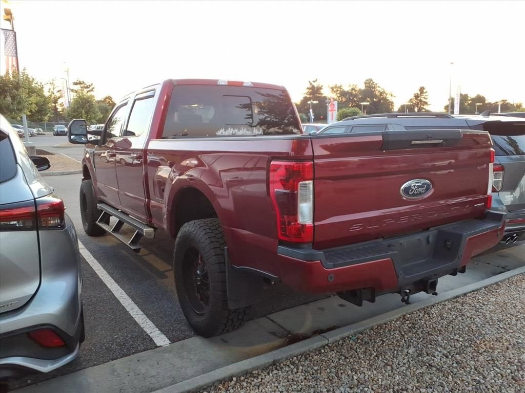 2017 Ford Super Duty F-250 SRW Lariat