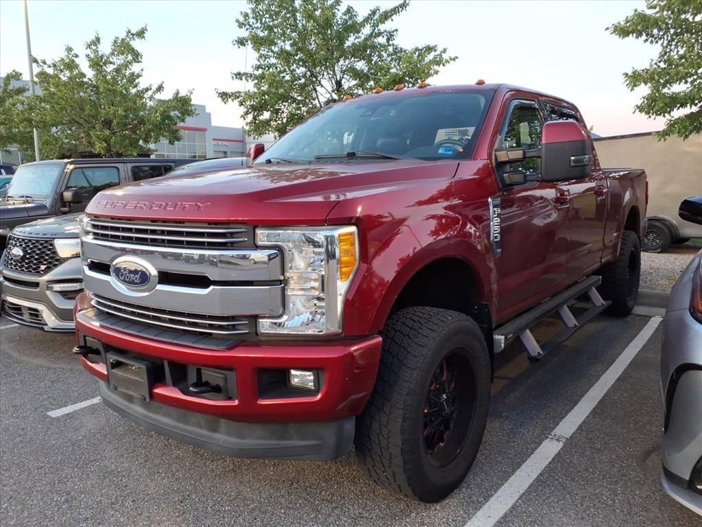 2017 Ford Super Duty F-250 SRW Lariat