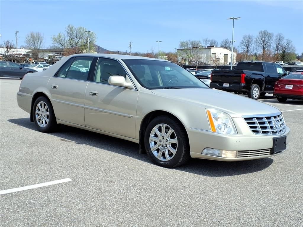 2009 Cadillac DTS w/1SA