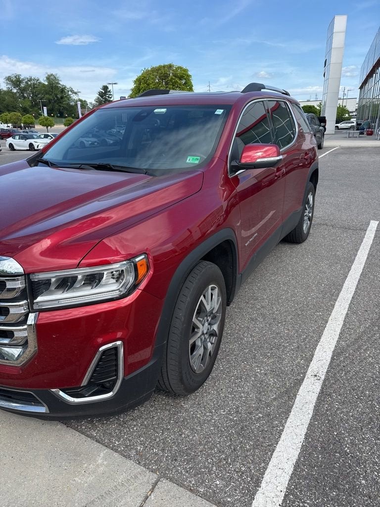 2023 GMC Acadia SLT