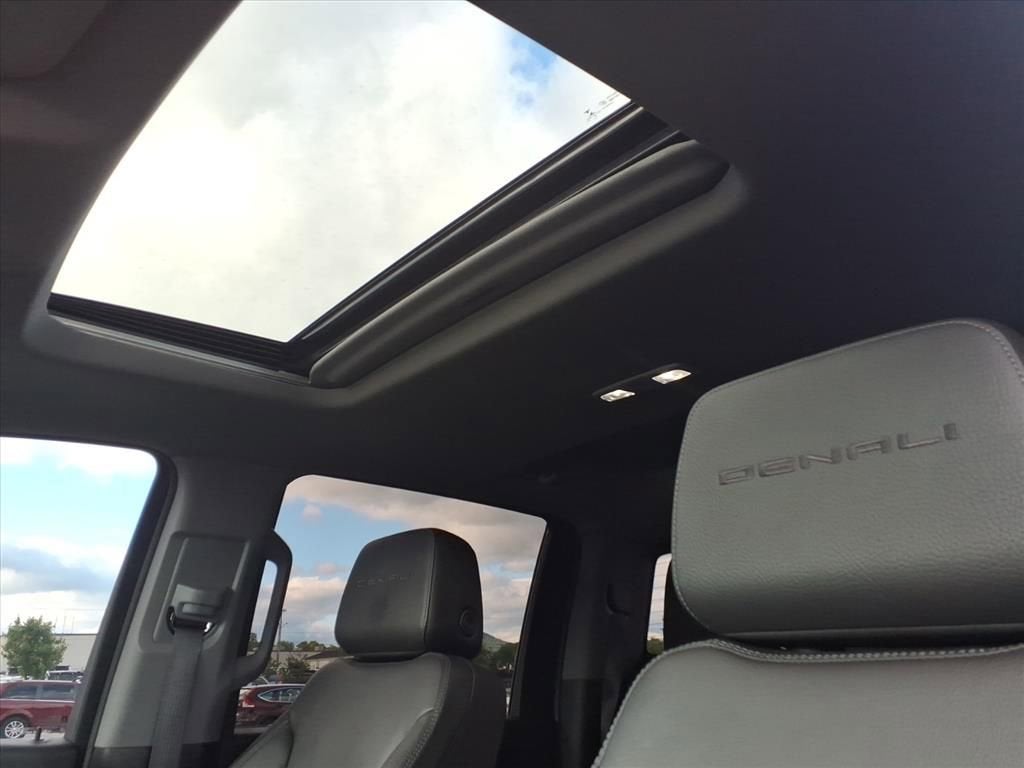 2023 GMC Sierra 2500HD Denali