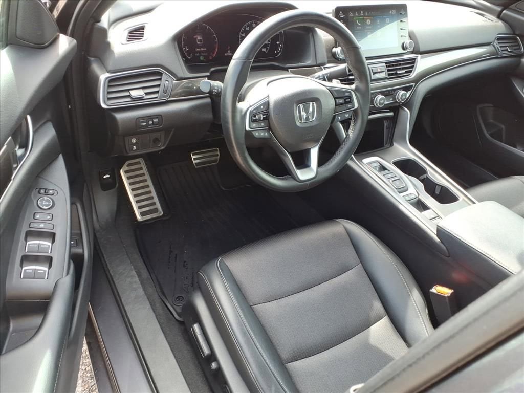 2018 Honda Accord Sedan Sport 2.0T