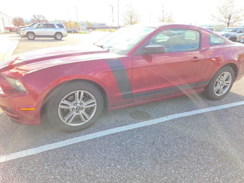 2014 Ford Mustang V6