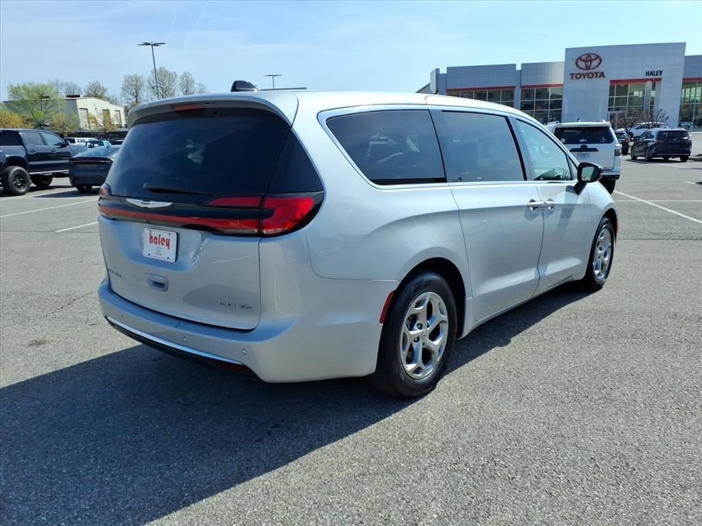 2024 Chrysler Pacifica Limited