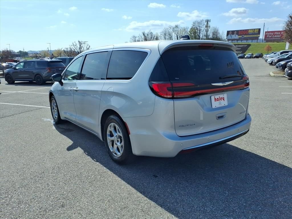 2024 Chrysler Pacifica Limited