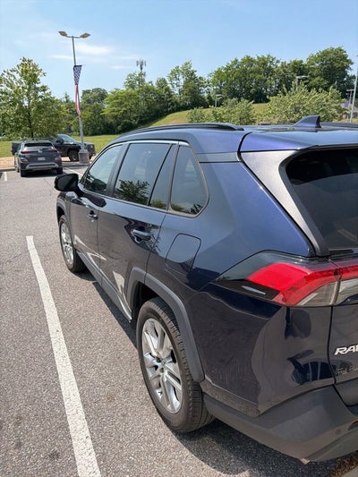 2021 Toyota RAV4 XLE Premium
