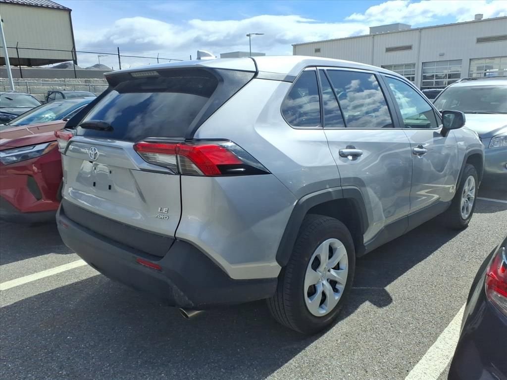 2025 Toyota RAV4 LE
